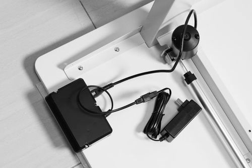 Fezibo智能电动升降桌 解锁健康办公与智慧出行新体验